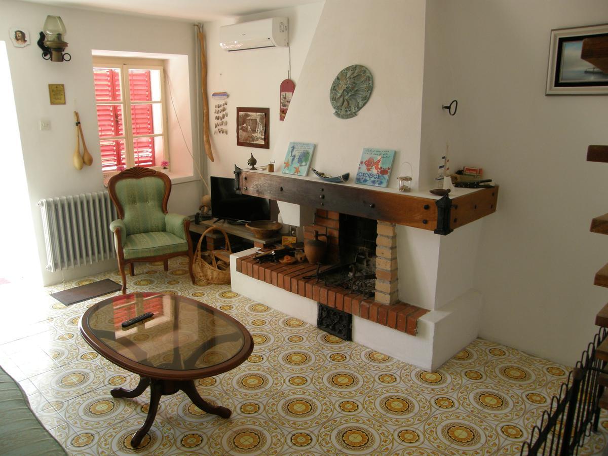 Stone House In Buljarica Villa Petrovac Exterior photo